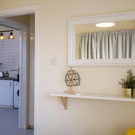 The Joy - Centre One Bedroom Flat Lejlighed Larnaca